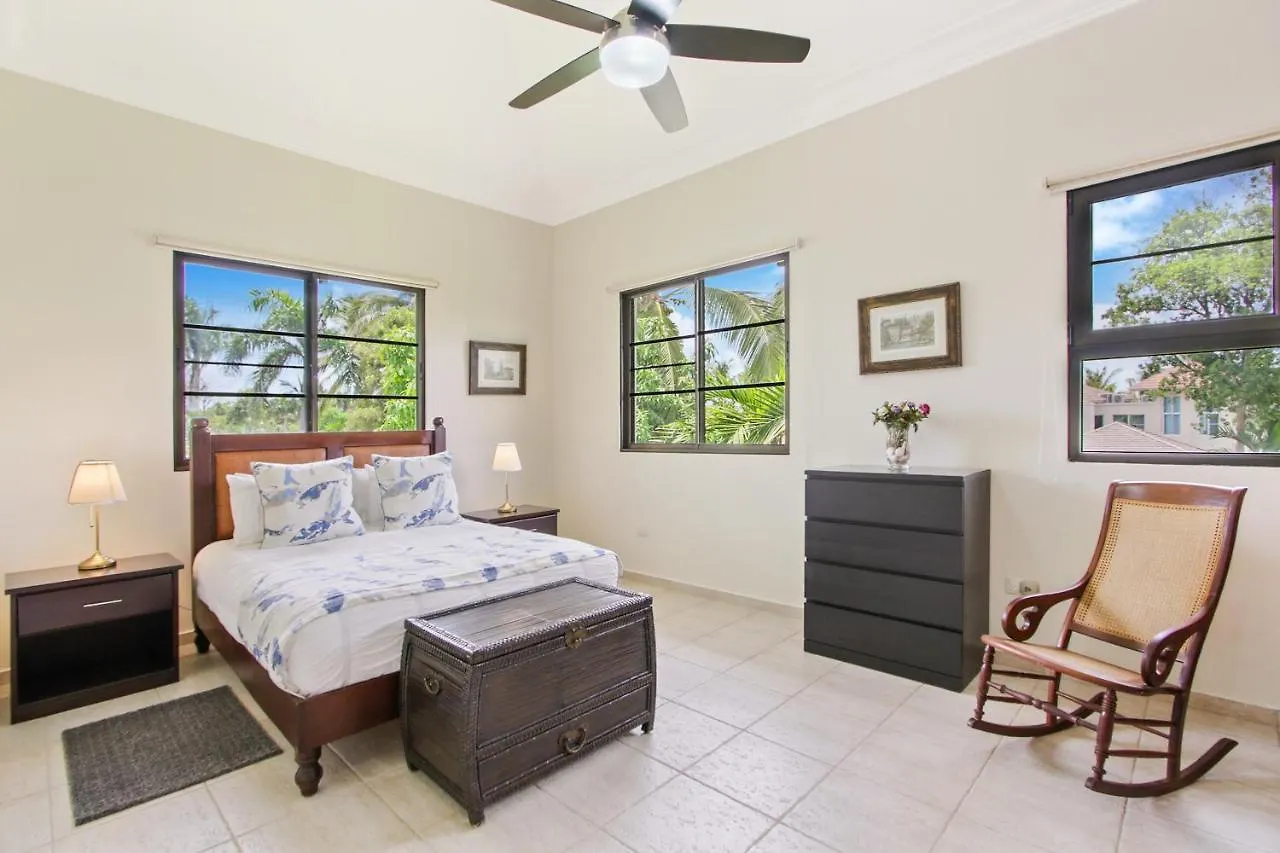 פונטה קאנה Spacious 4 Bedroom Villa With Pool, Touring Cart & Maid פונטה קאנה
