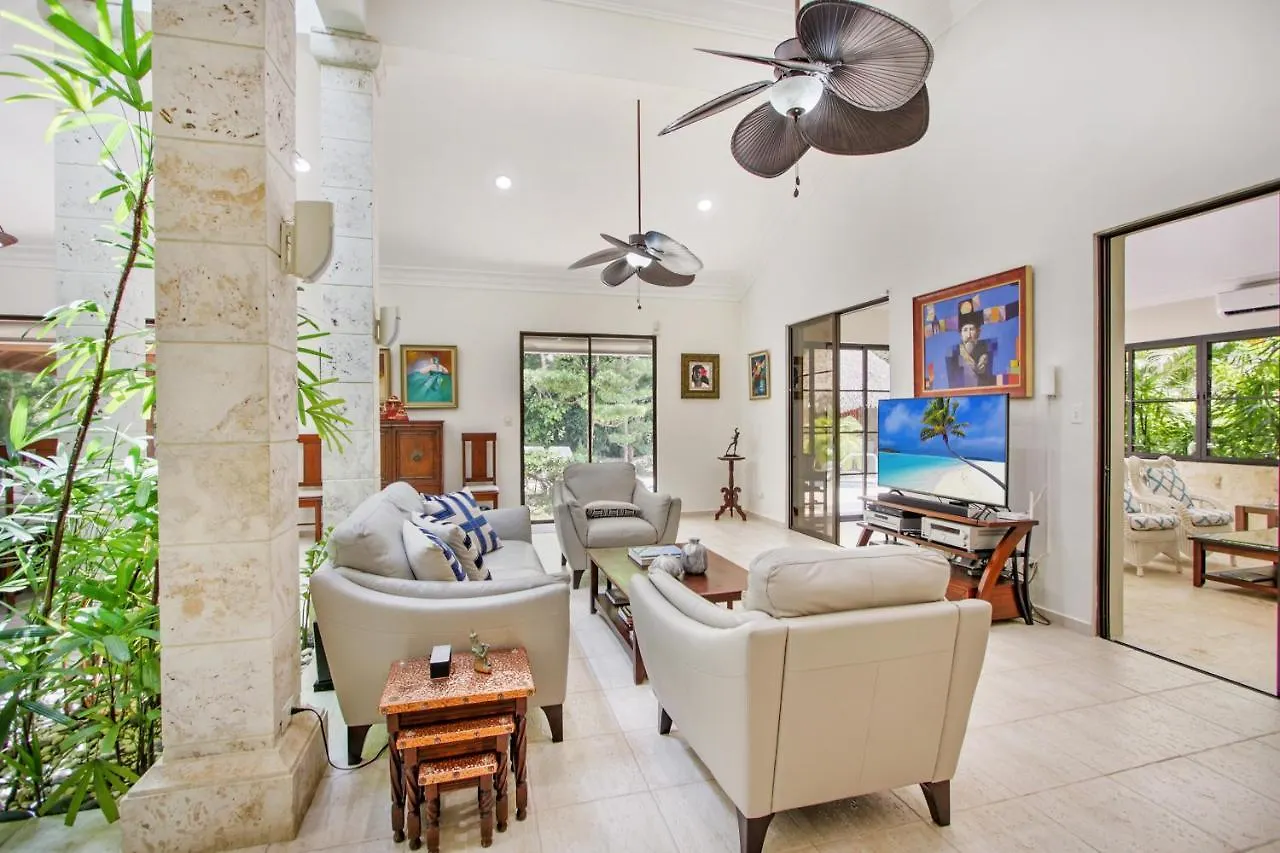 Spacious 4 Bedroom Villa With Pool, Touring Cart & Maid Πούντα Κάνα