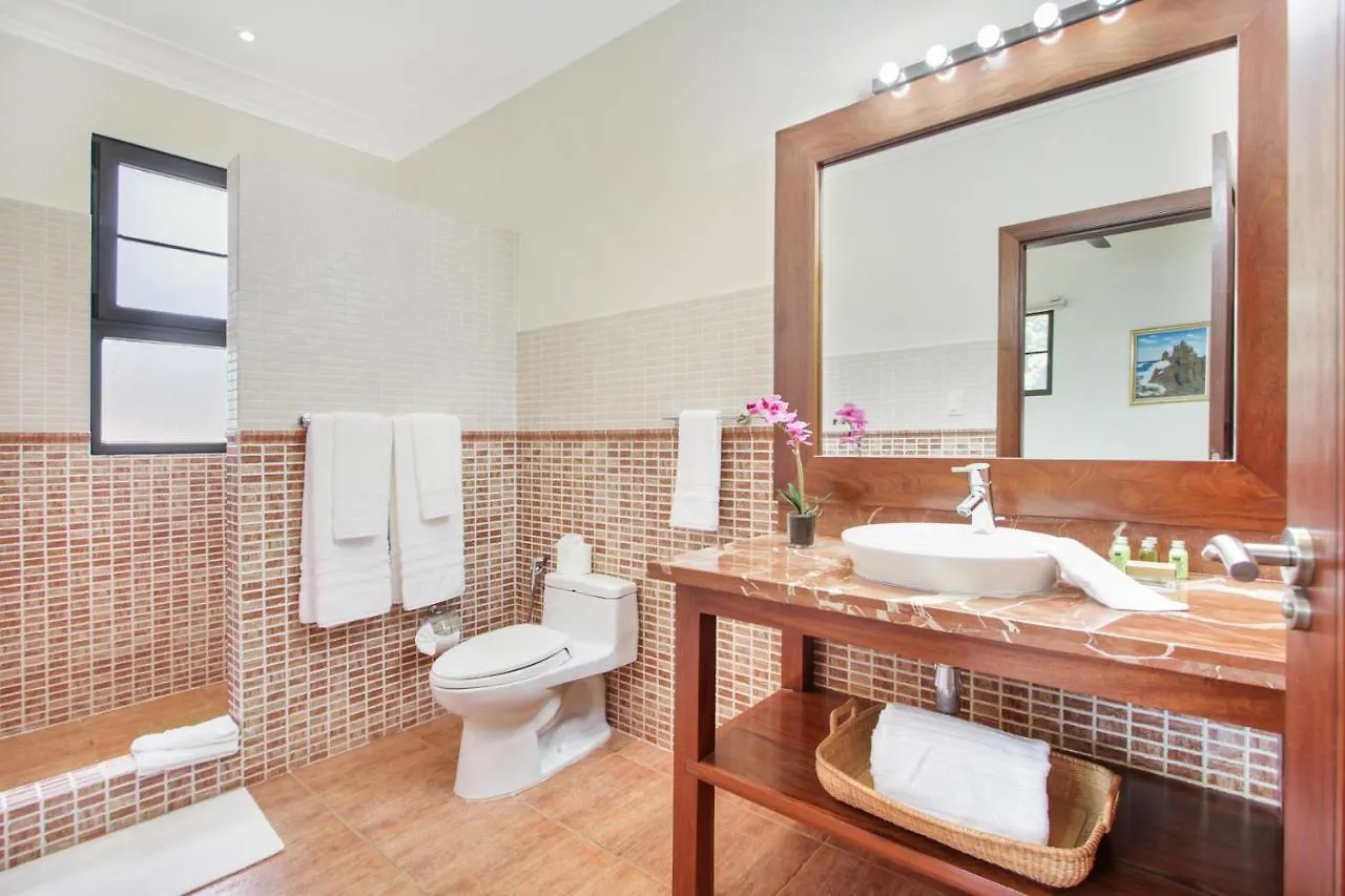 Spacious 4 Bedroom Villa With Pool, Touring Cart & Maid Πούντα Κάνα